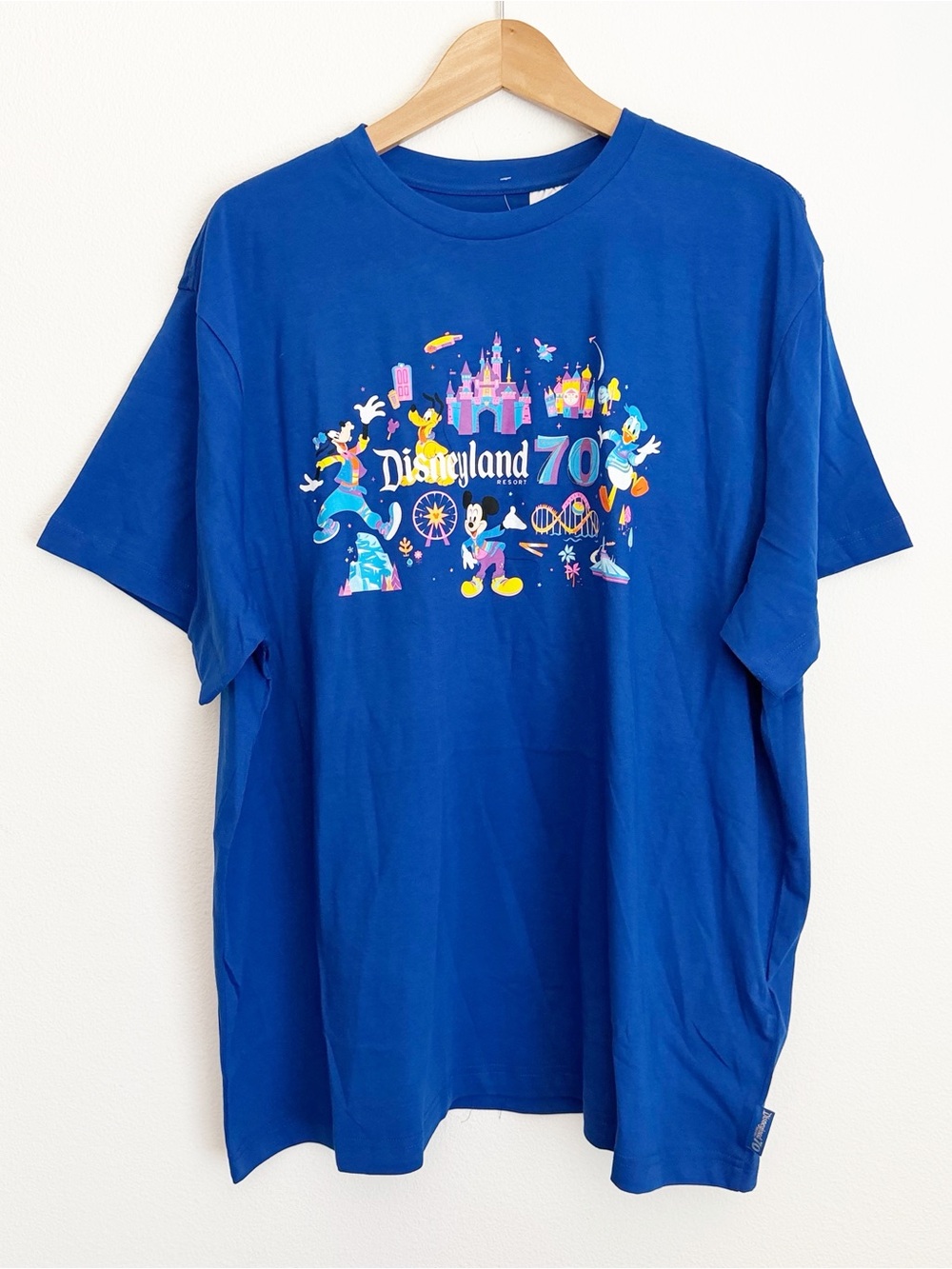 NWT Disneyland 70th Anniversary Mickey Friends Park Ride Icon Blue Tshirt XXL